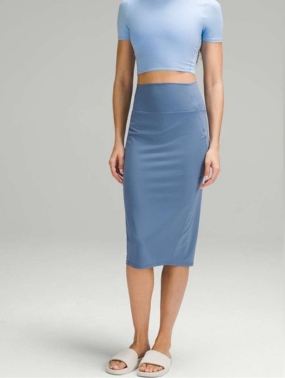 Lululemon Nulu Slim Fit High Rise Skirt Oasis Blue Size M